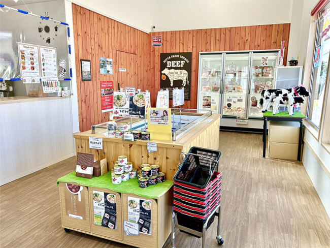 新田ファーム鷹栖牛直営店 CAFE＆FOOD モゥーちゃん家